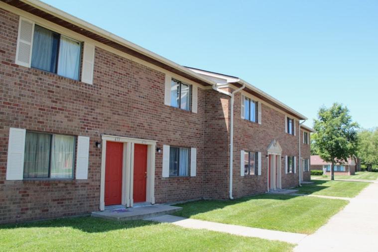 Country Wood Apartments